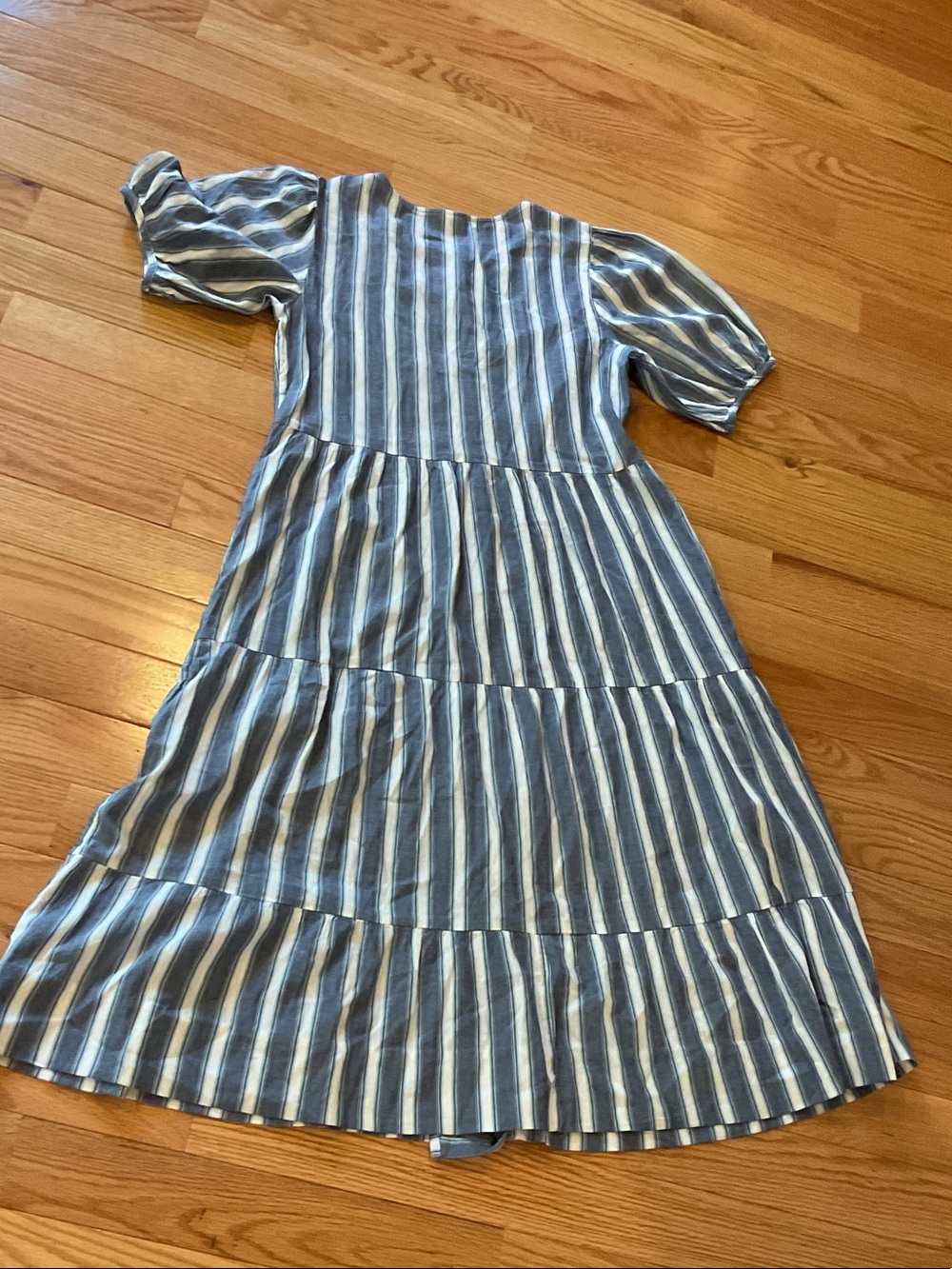 Old Navy Puff sleeve Striped Blue Midi Dress NWOT small bohemian flowy pockets - Picture 10 of 13